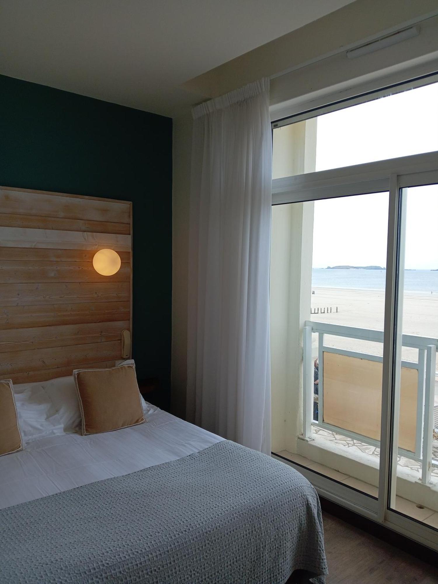 Alba Hotel Сен Мало Екстериор снимка