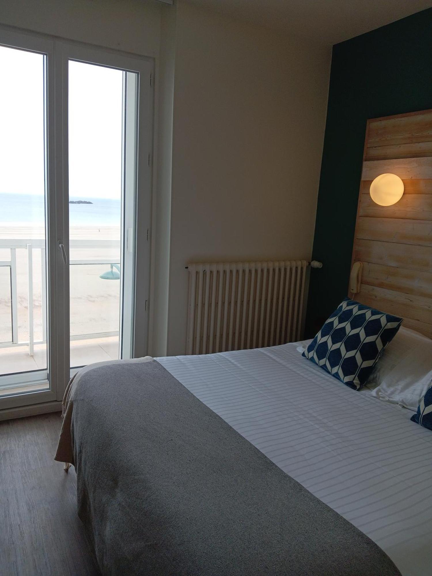 Alba Hotel Сен Мало Екстериор снимка